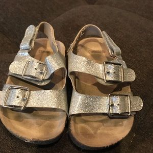 👧Gymboree silver sandals☀️
